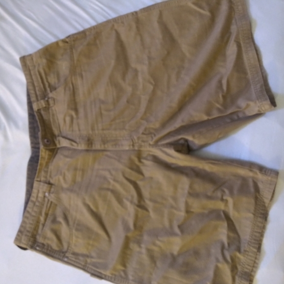 Clothes - Picture 16 of 16